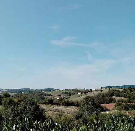 Les Gouttes Pensión Courzieu